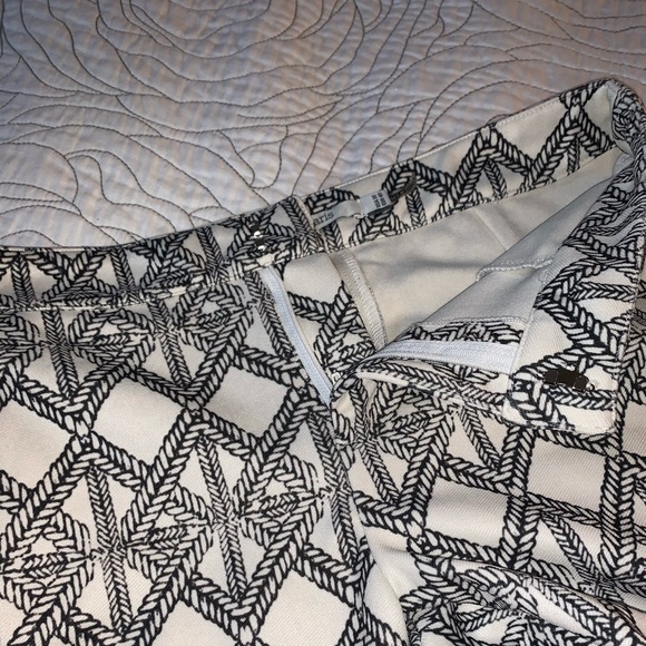 Printed Pants - Picture 3 of 6